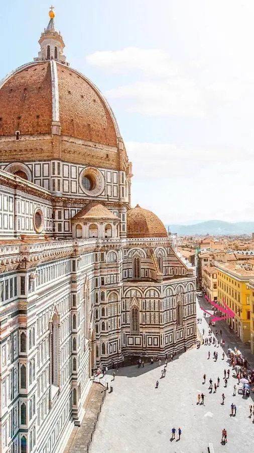 Wonderful Premium Apartment In Best Location At The Dome In Florence, 2 Bedrooms 0*, Florence